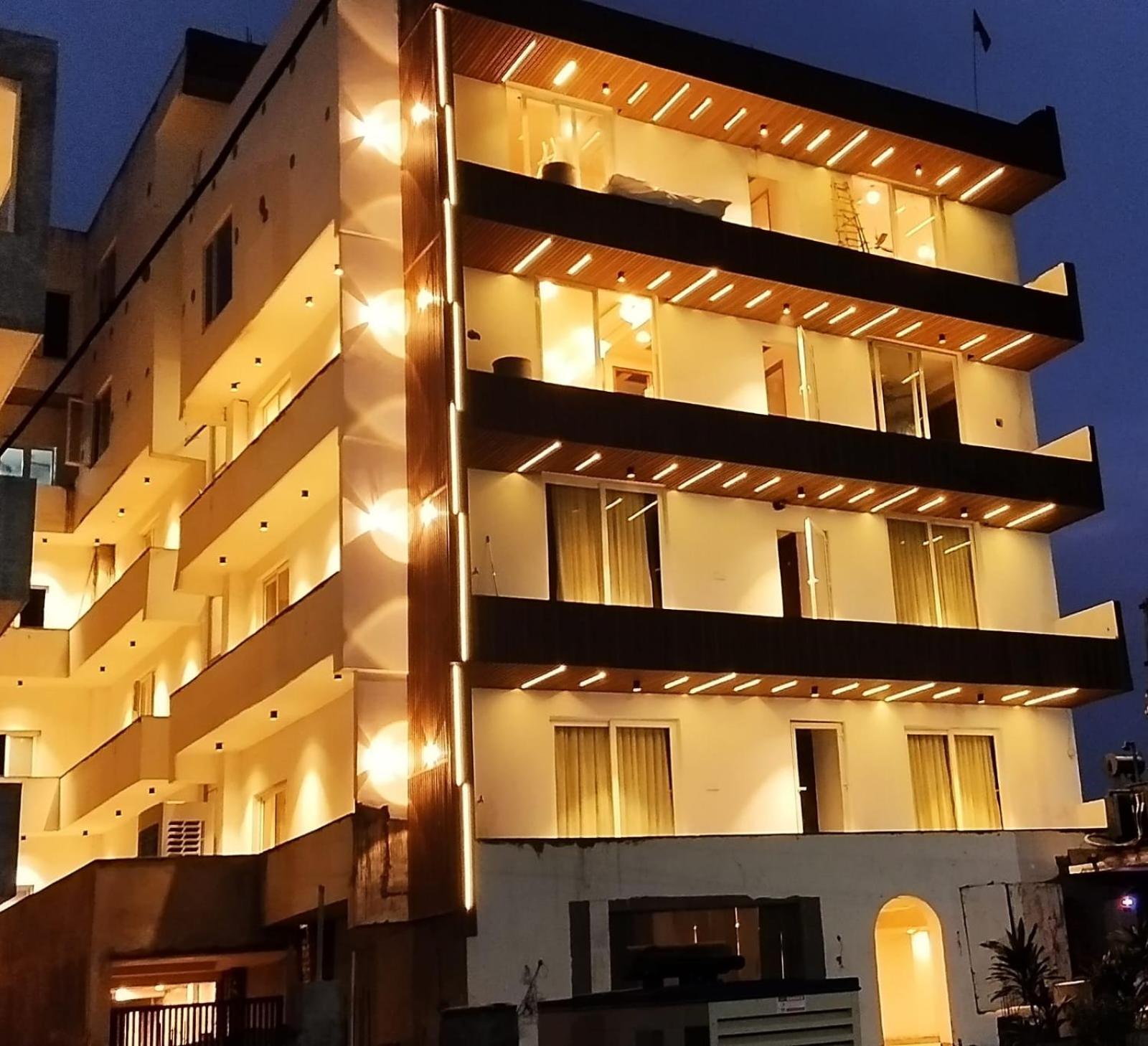 Pk Boutique Hotel Нойда Экстерьер фото