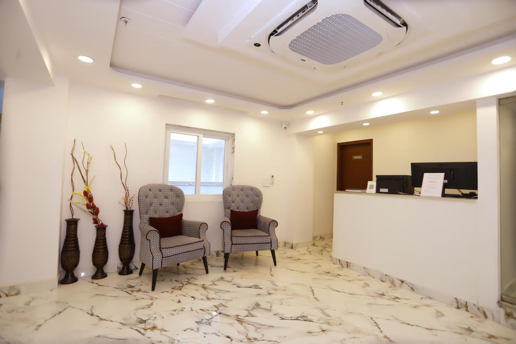 Pk Boutique Hotel Нойда Экстерьер фото