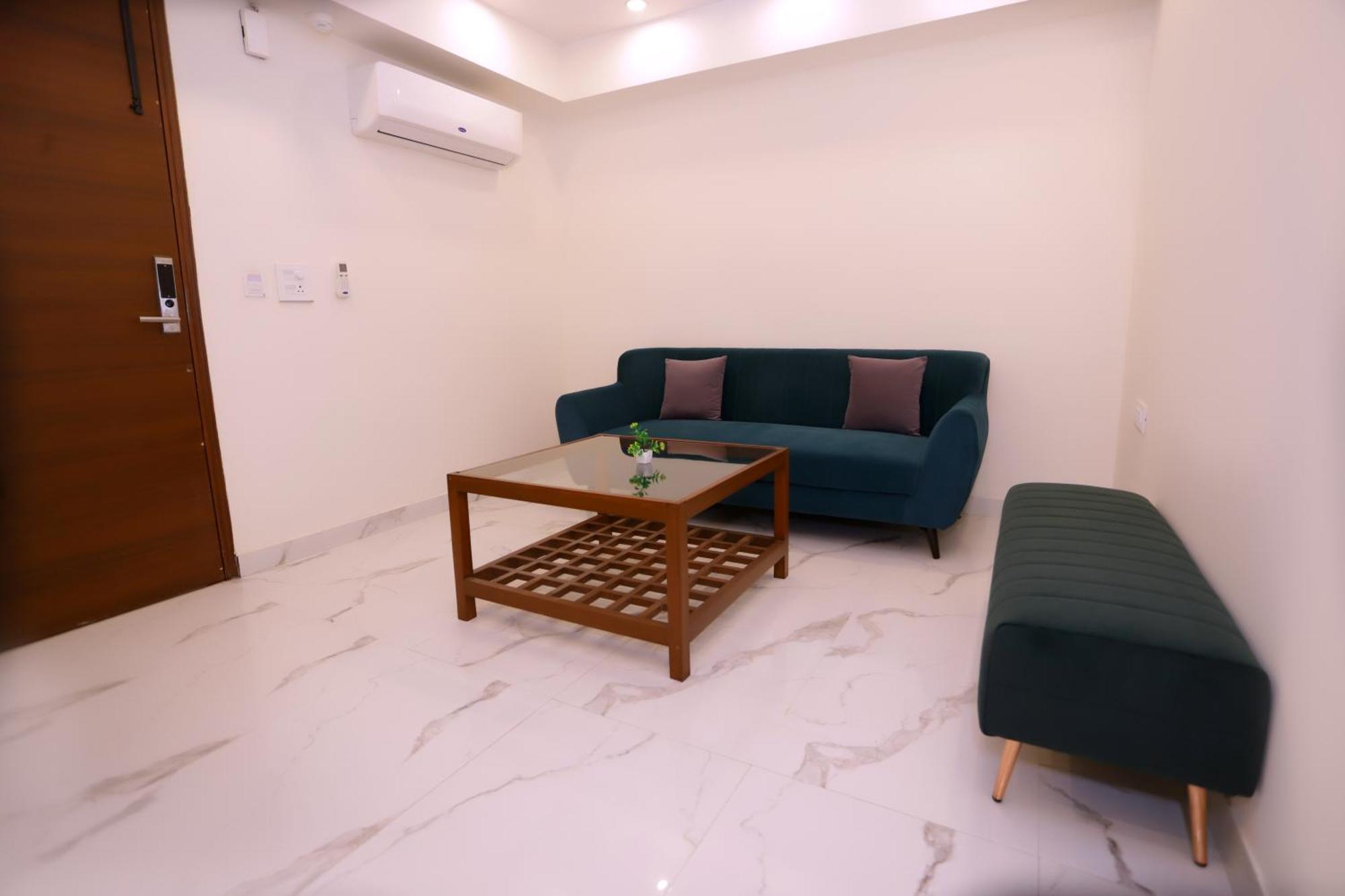 Pk Boutique Hotel Нойда Экстерьер фото